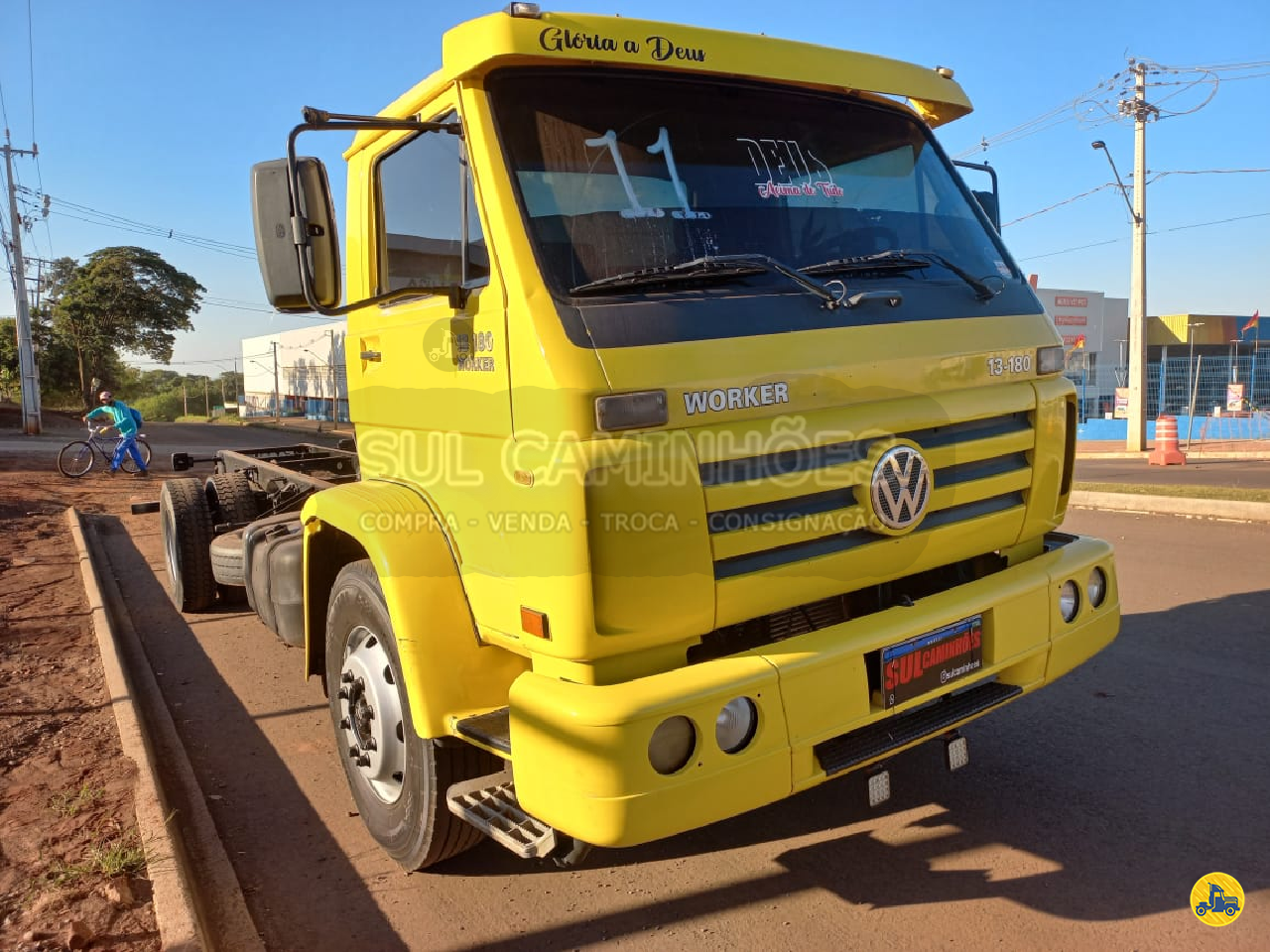CAMINHAO VOLKSWAGEN VW 13180 Chassis Toco 4x2 Sul Caminhões MARINGA PARANÁ PR